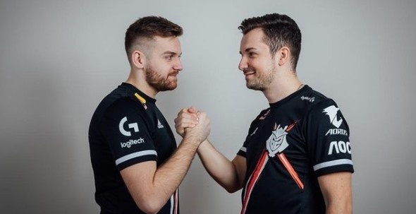 按钮位可放 按钮位可放